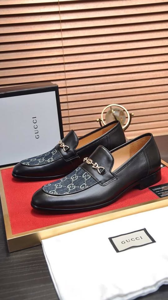 Gucci oxford elegance