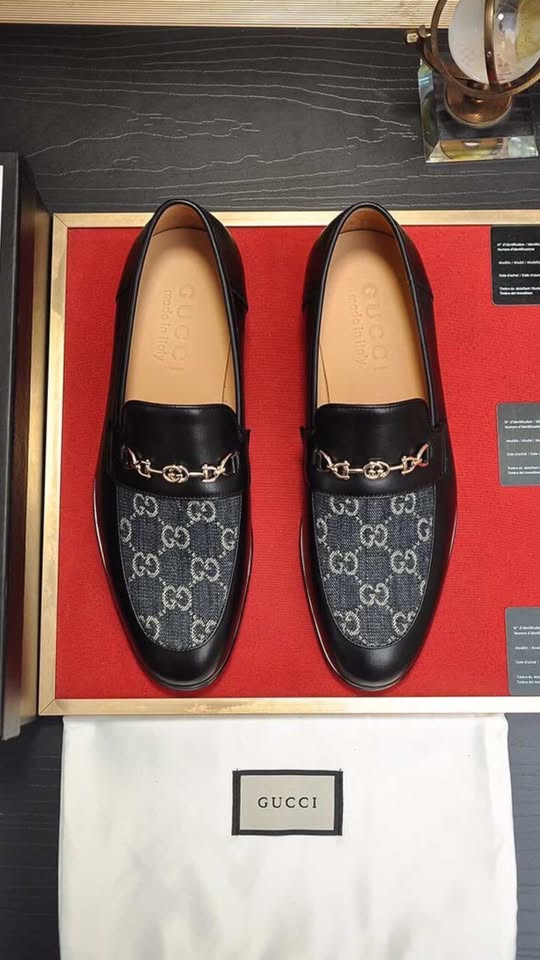 Gucci oxford elegance